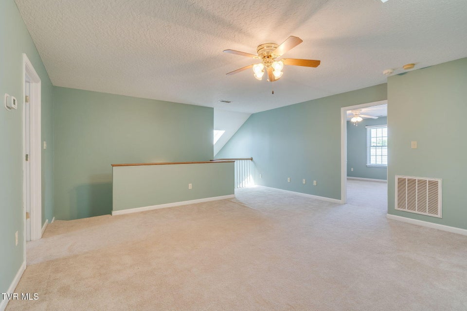 Photo #24: 610 Willowcrest Place