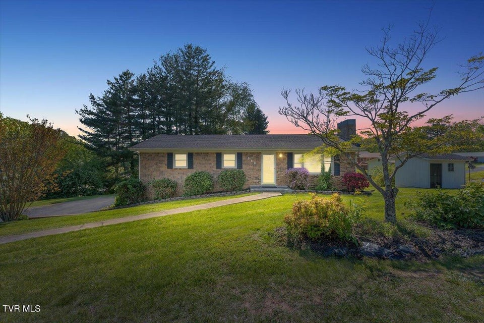 Photo #2: 542 Mosswood Lane
