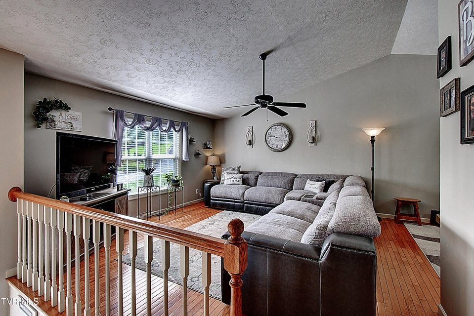 Photo #8: 110 Vanderbilt Drive