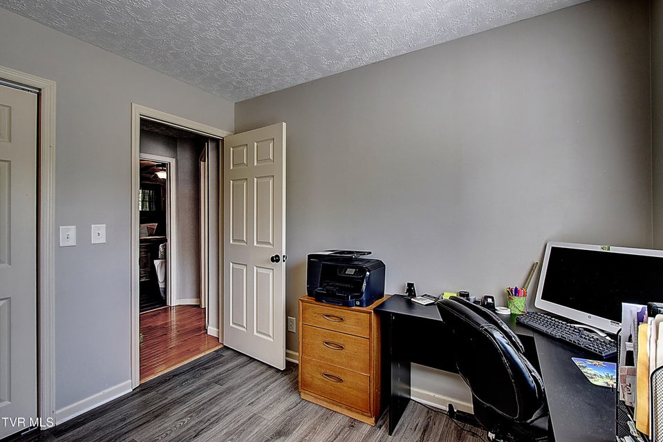 Photo #25: 110 Vanderbilt Drive