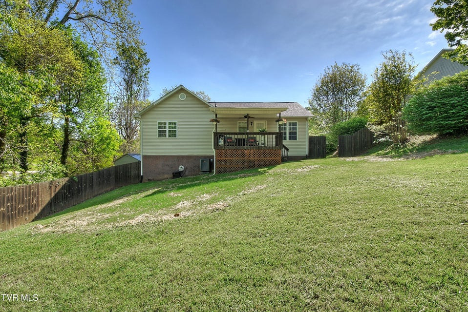 Photo #39: 110 Vanderbilt Drive
