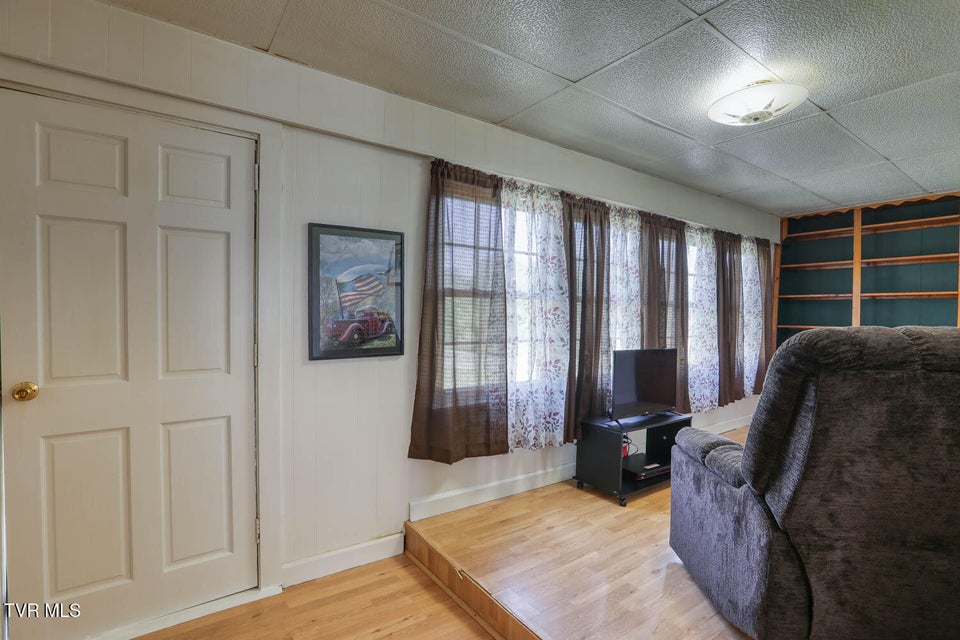Photo #38: 103 Highland Street