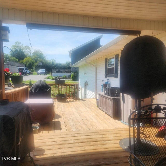 Photo #25: 475 Brookdale Drive