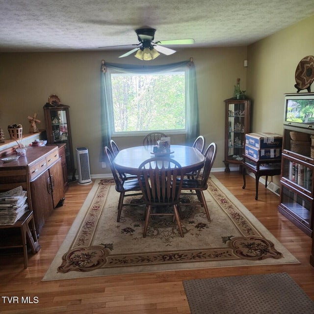 Photo #8: 475 Brookdale Drive