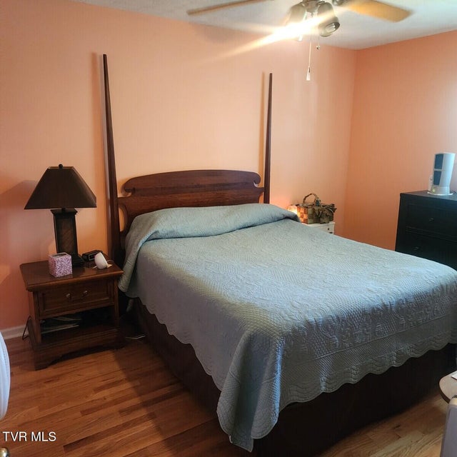 Photo #15: 475 Brookdale Drive