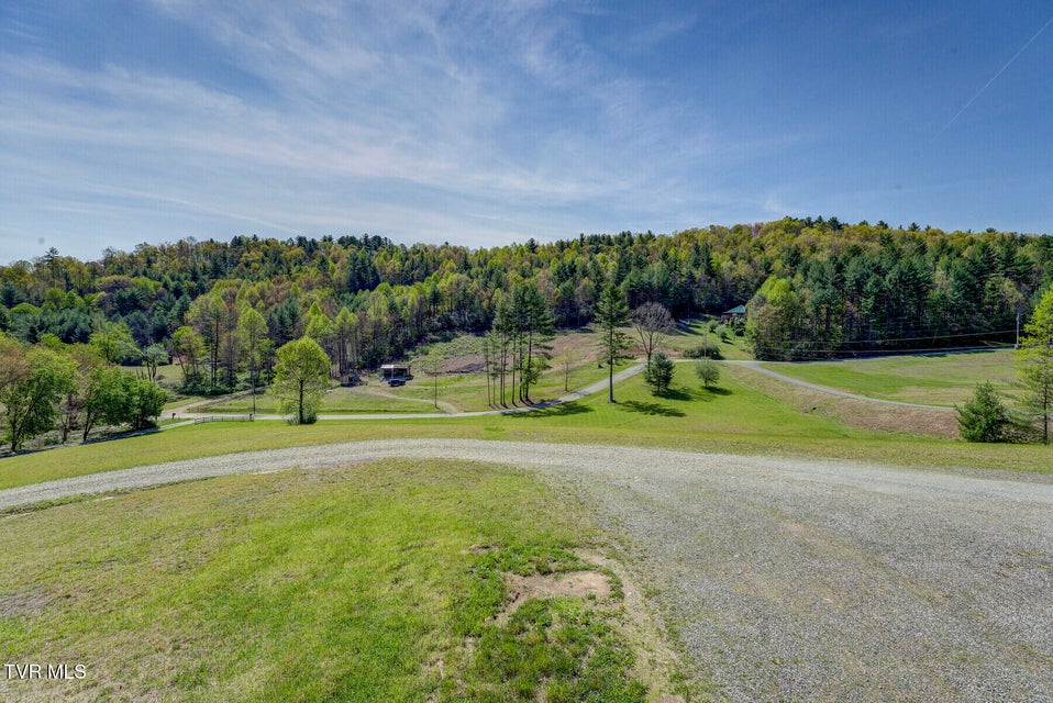 Photo #9: 303 Valley View Acres
