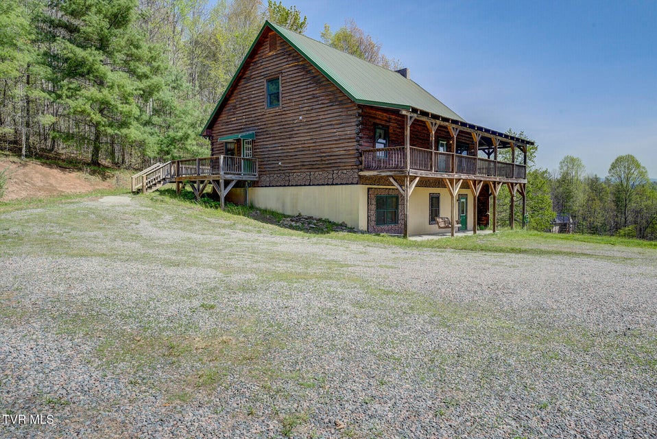 Photo #6: 303 Valley View Acres