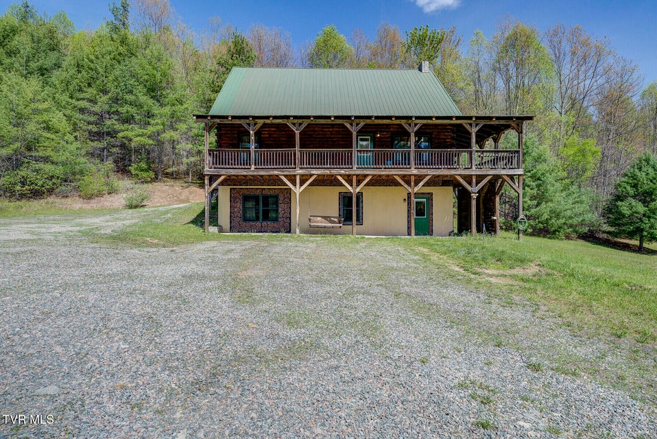 Photo #5: 303 Valley View Acres