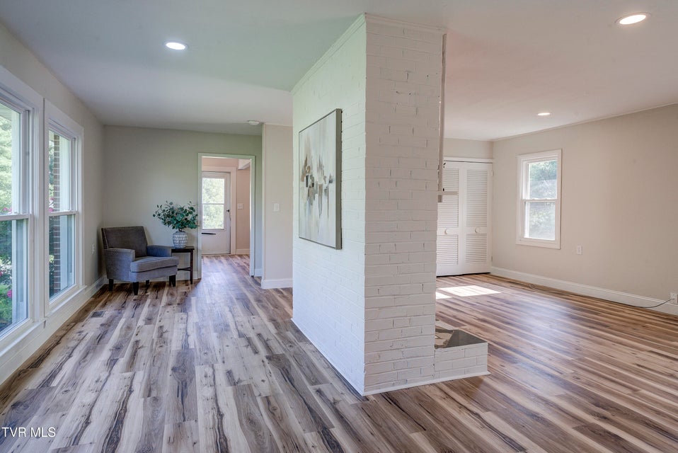 Photo #11: 157 Hawk Street