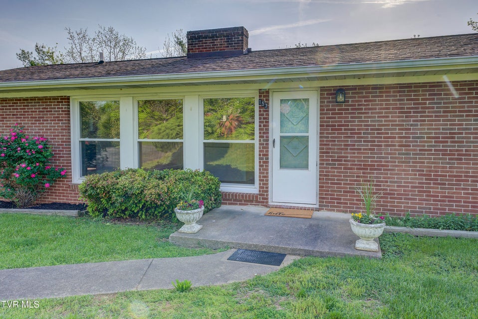 Photo #4: 157 Hawk Street