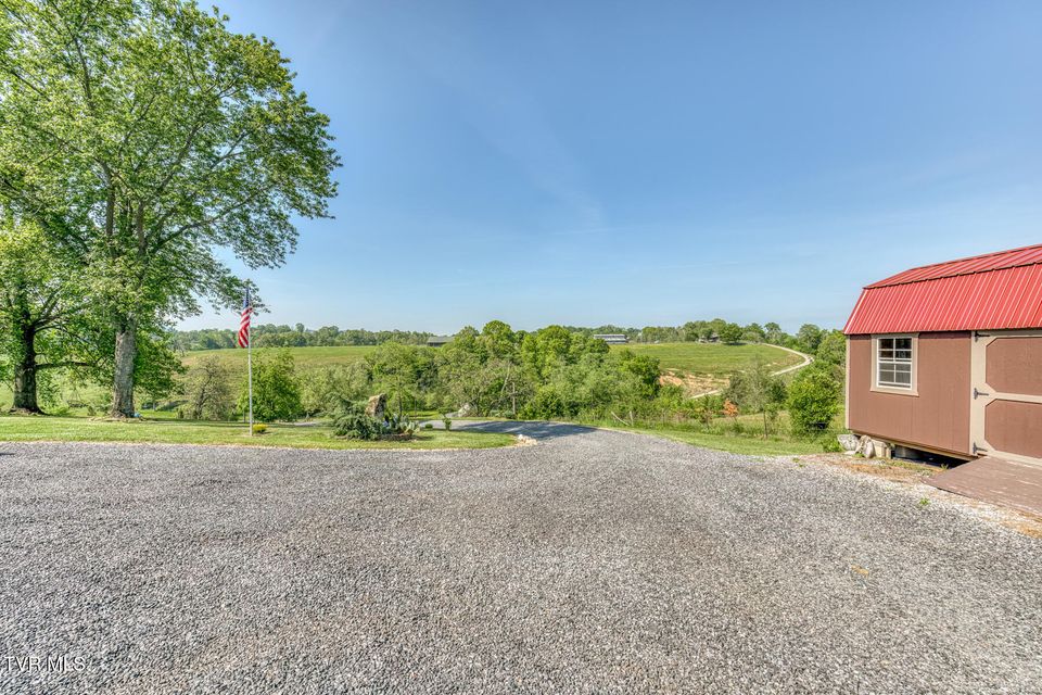 Photo #51: 190 Lyons Road