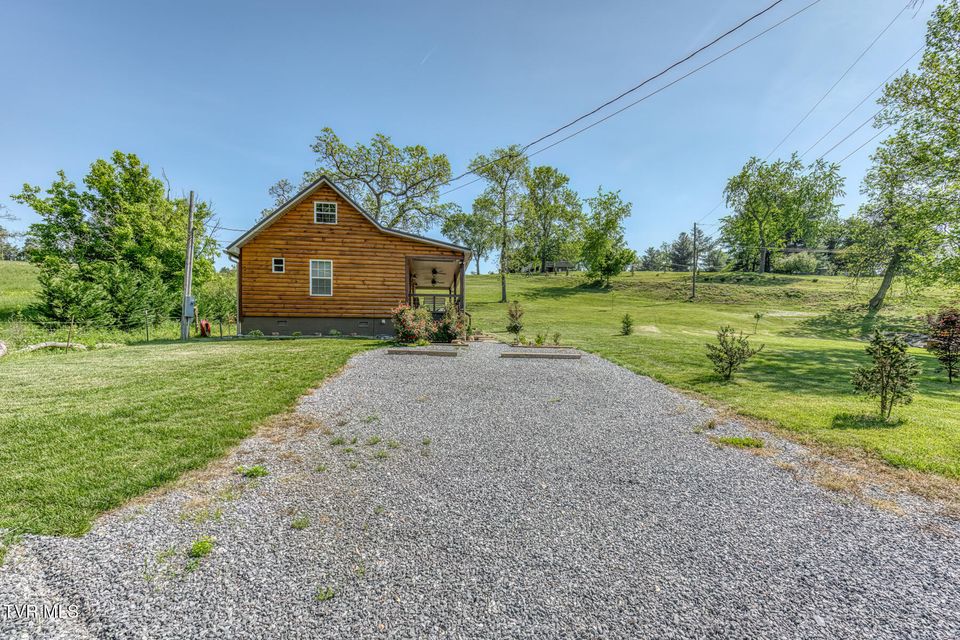 Photo #85: 190 Lyons Road