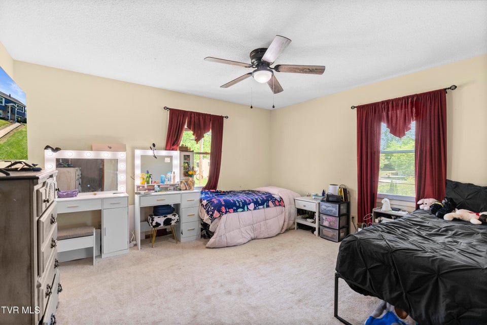 Photo #15: 405 Oriole Drive