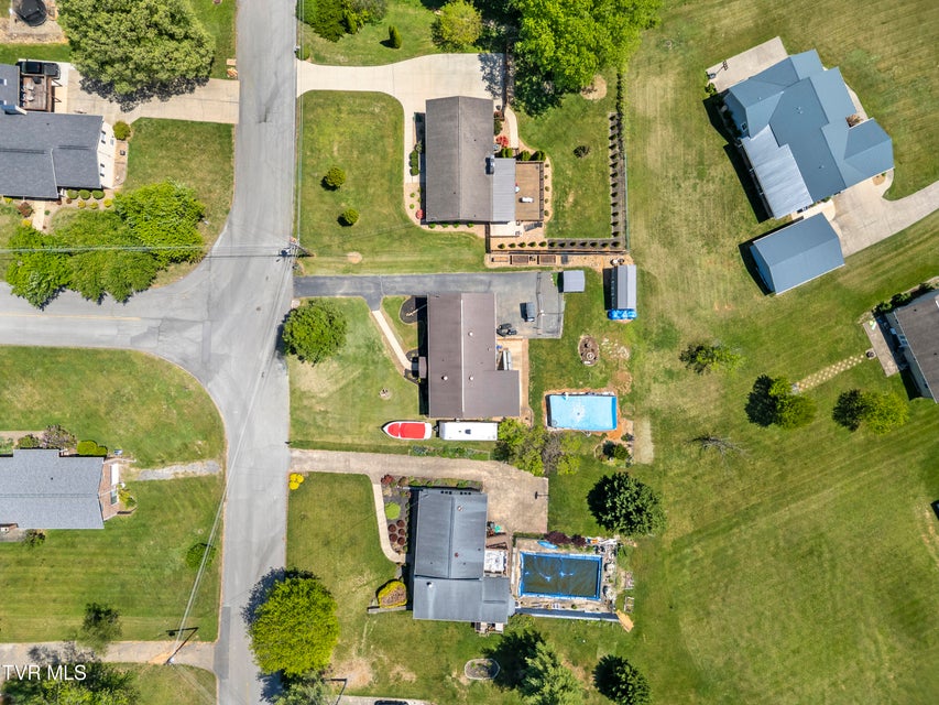 Photo #34: 405 Oriole Drive