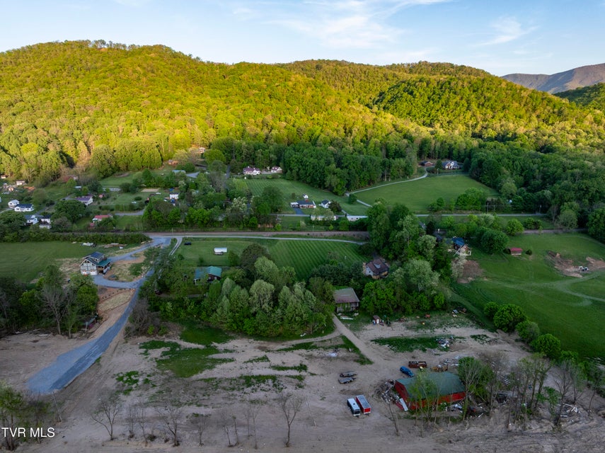 Photo #15: 701 Bailey Lane
