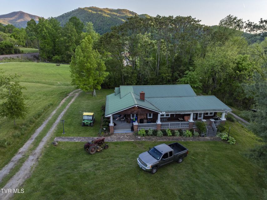 Photo #19: 701 Bailey Lane