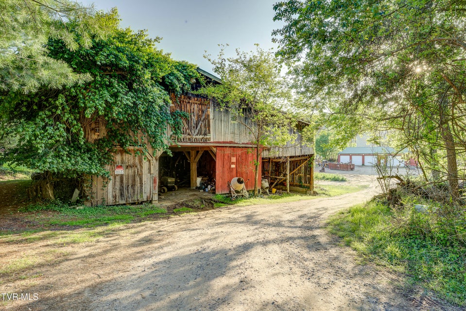 Photo #33: 701 Bailey Lane