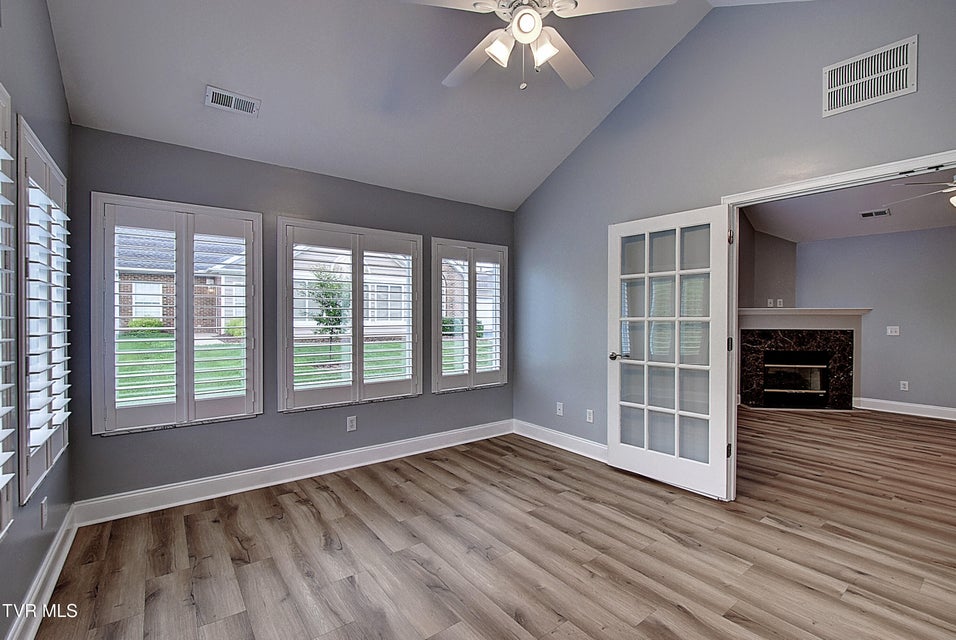 Photo #16: 152 Avonlea Place