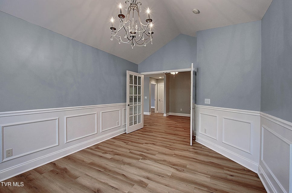 Photo #26: 152 Avonlea Place