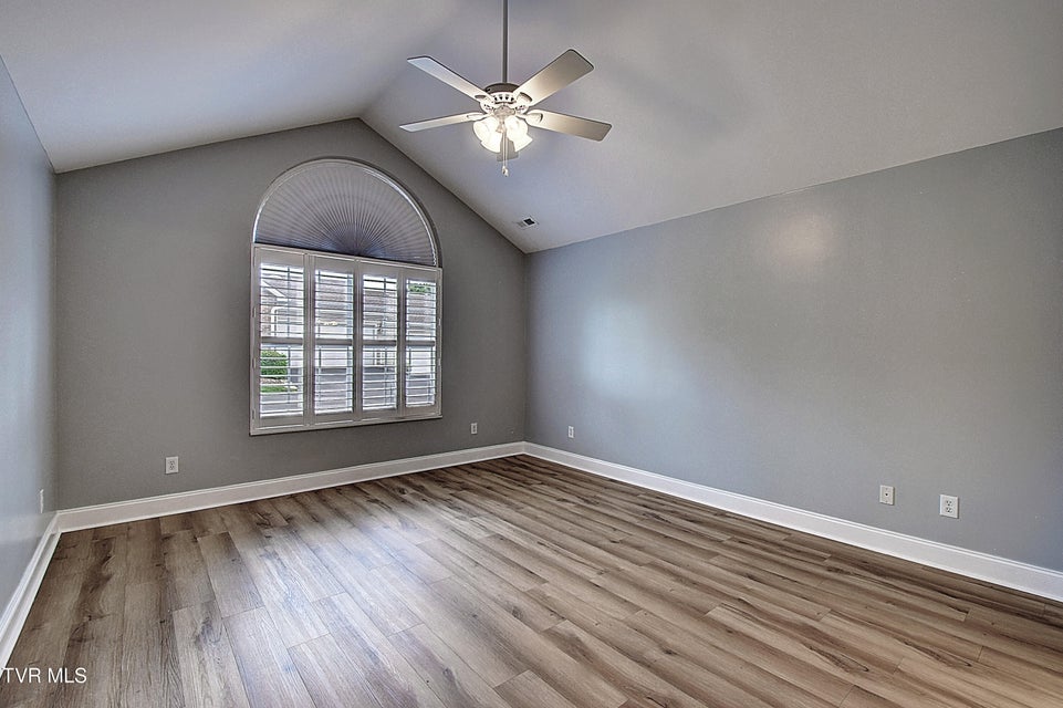 Photo #28: 152 Avonlea Place