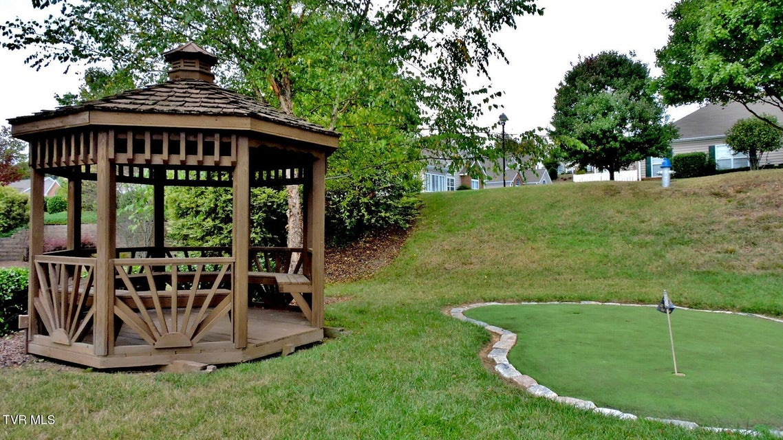 Photo #45: 152 Avonlea Place