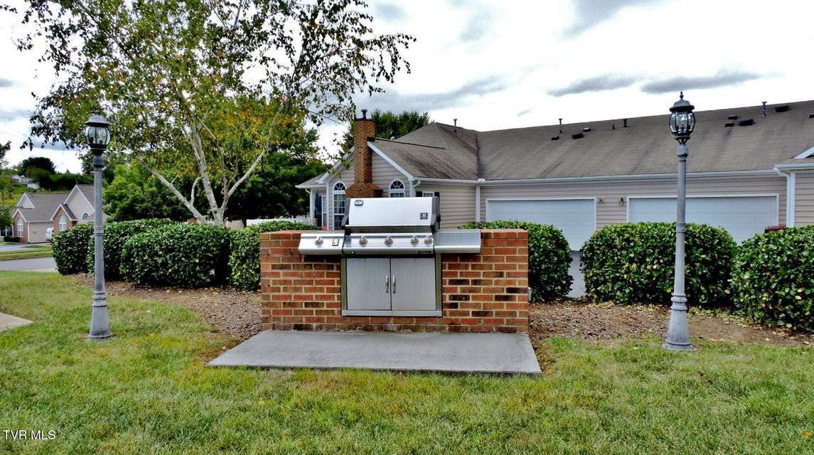 Photo #47: 152 Avonlea Place