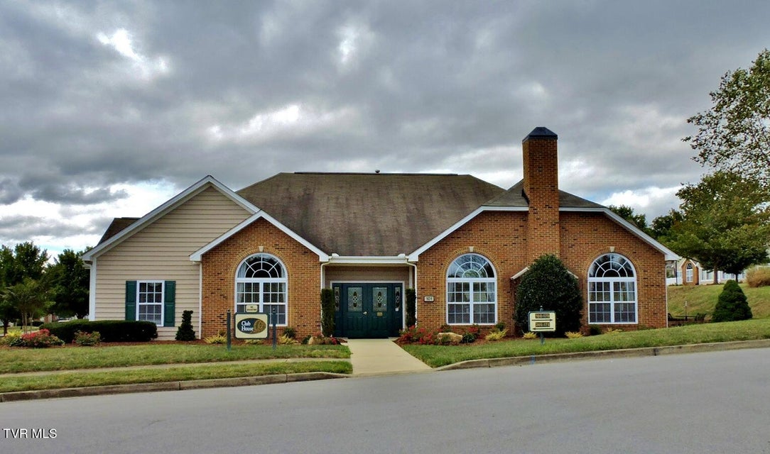Photo #49: 152 Avonlea Place
