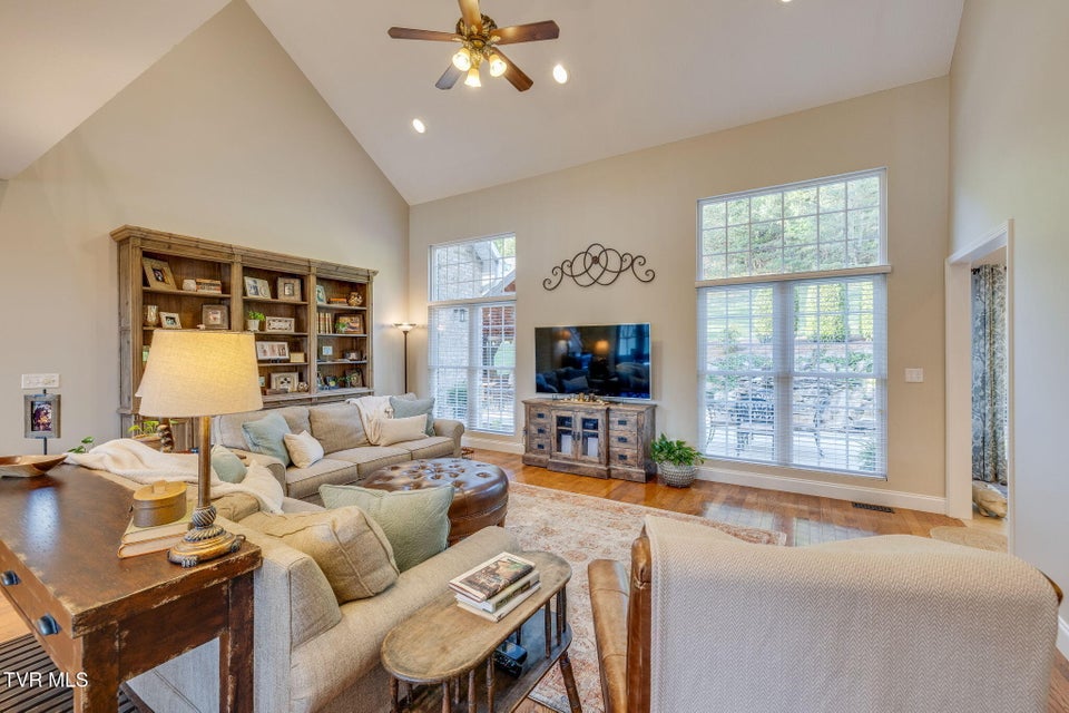 Photo #5: 106 Stone Ridge Court