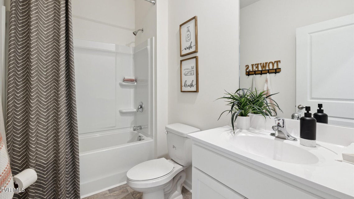 Photo #17: 812 Pinhoti Street 