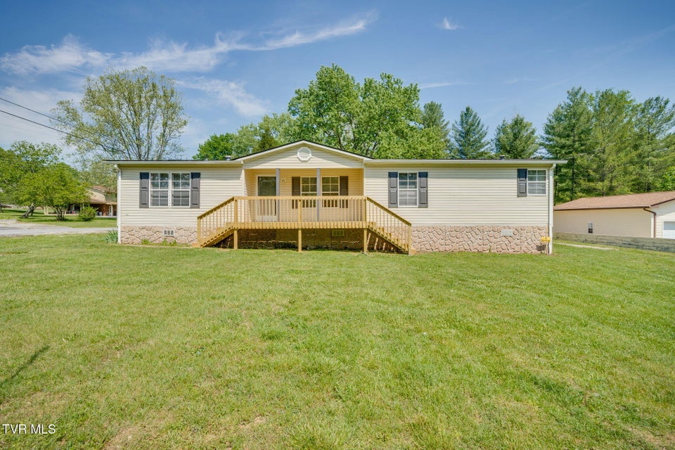 Photo #2: 200 Packing House Road