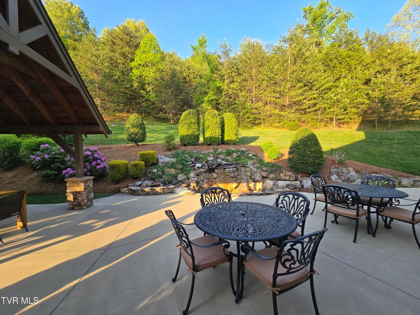 Photo #40: 106 Stone Ridge Court