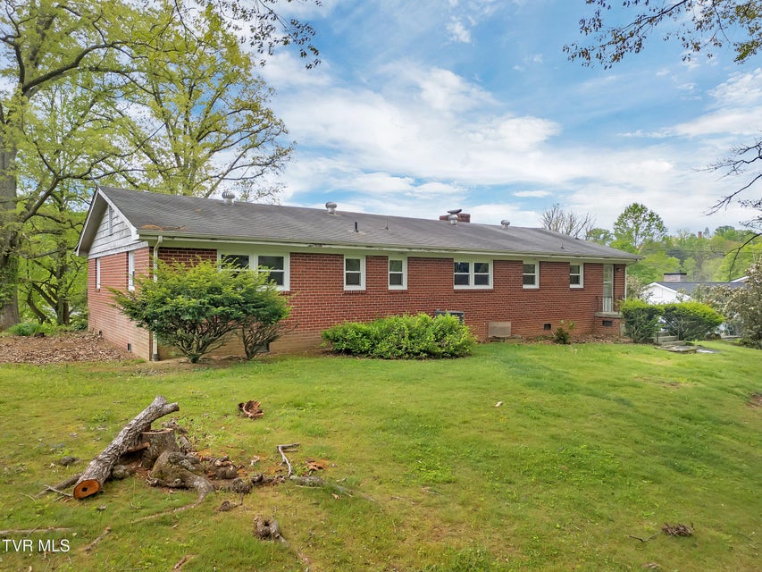 Photo #7: 290 Valley Drive