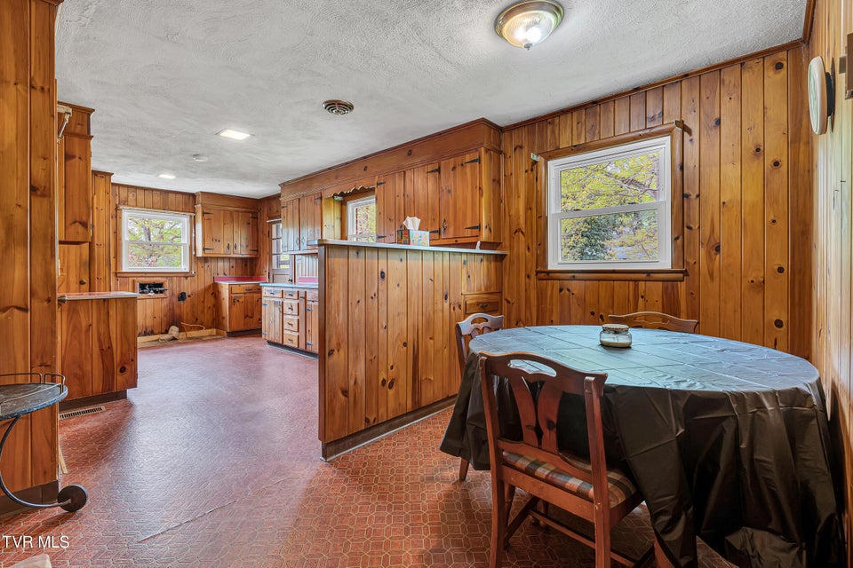 Photo #16: 290 Valley Drive