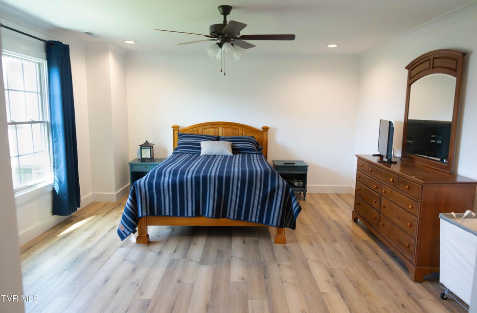Photo #14: 2834 Mccoy Street