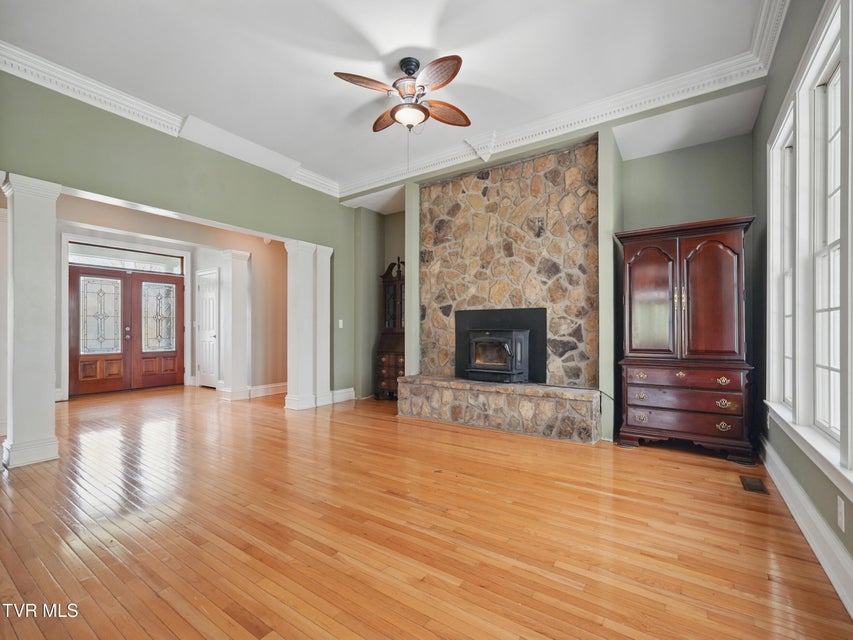 Photo #17: 500 Ridge Avenue