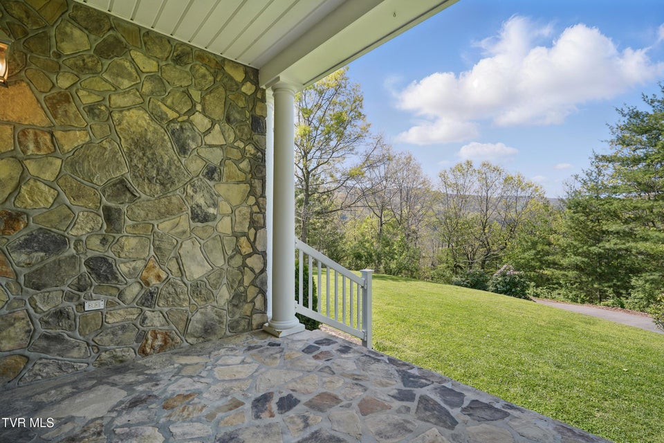 Photo #9: 500 Ridge Avenue
