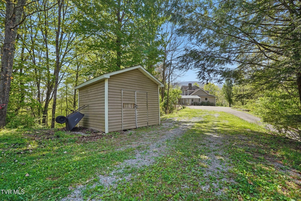 Photo #57: 500 Ridge Avenue