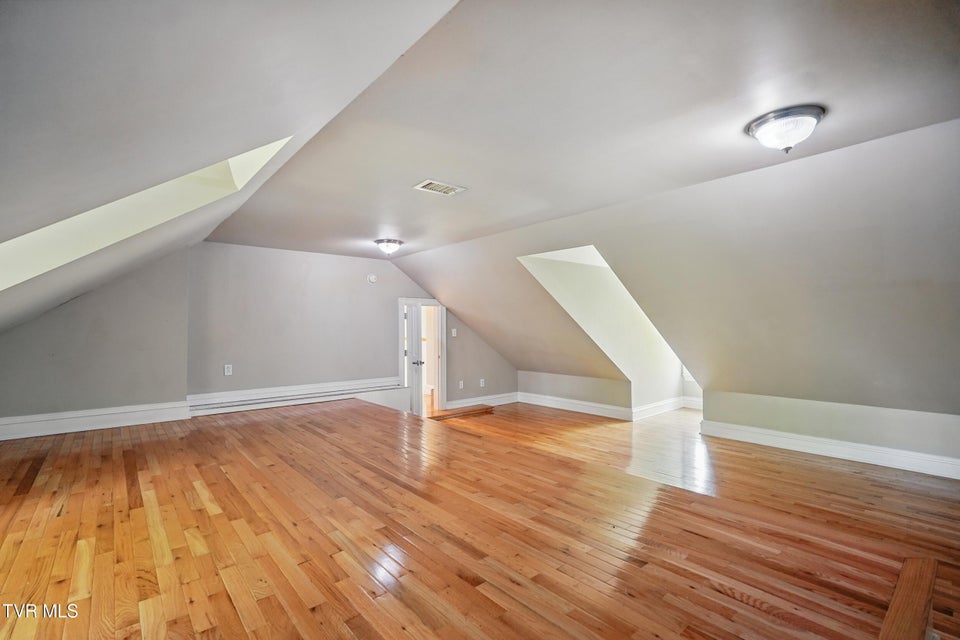 Photo #36: 500 Ridge Avenue