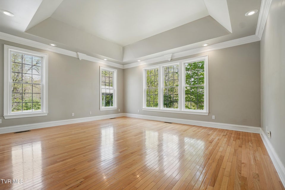 Photo #27: 500 Ridge Avenue
