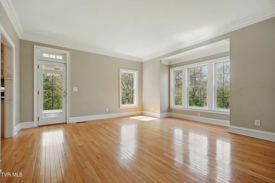 Photo #26: 500 Ridge Avenue