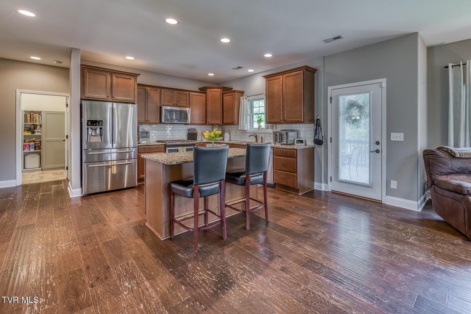 Photo #12: 1008 Bellingham Drive