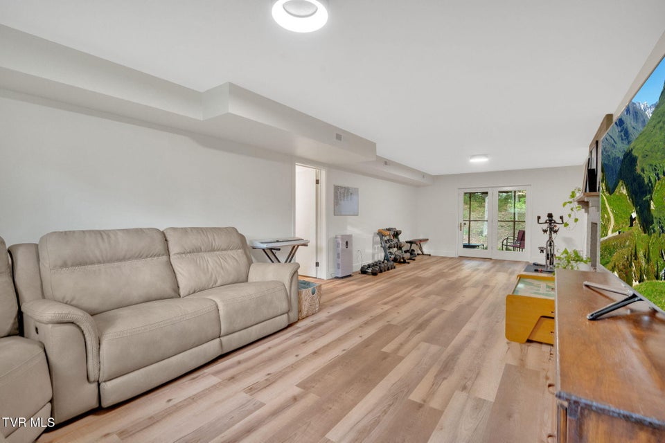 Photo #34: 2413 Essex Drive