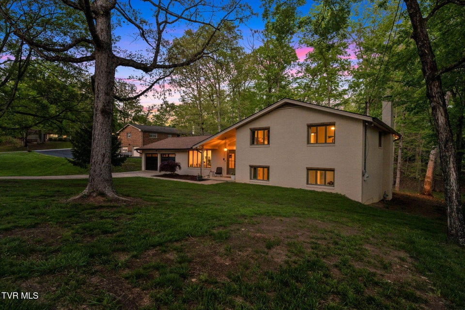 Photo #40: 2413 Essex Drive