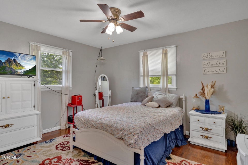 Photo #12: 123 Lincoln Avenue