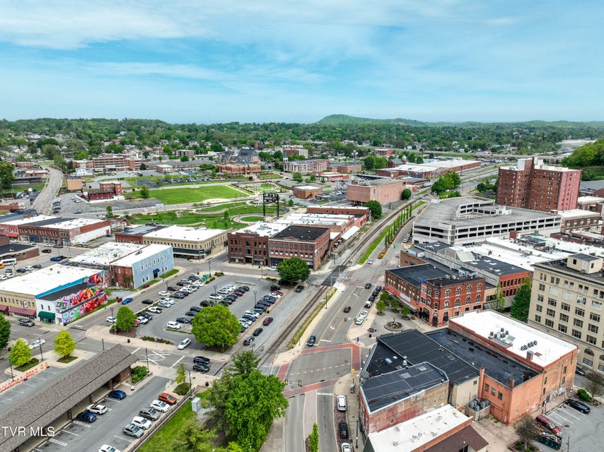 Photo #59: 305 Walnut Street