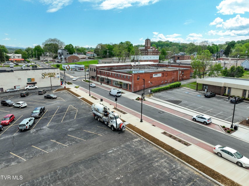 Photo #70: 305 Walnut Street