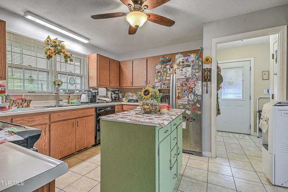 Photo #15: 609 Hollyhill Rd Road