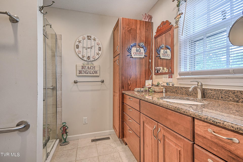 Photo #21: 609 Hollyhill Rd Road