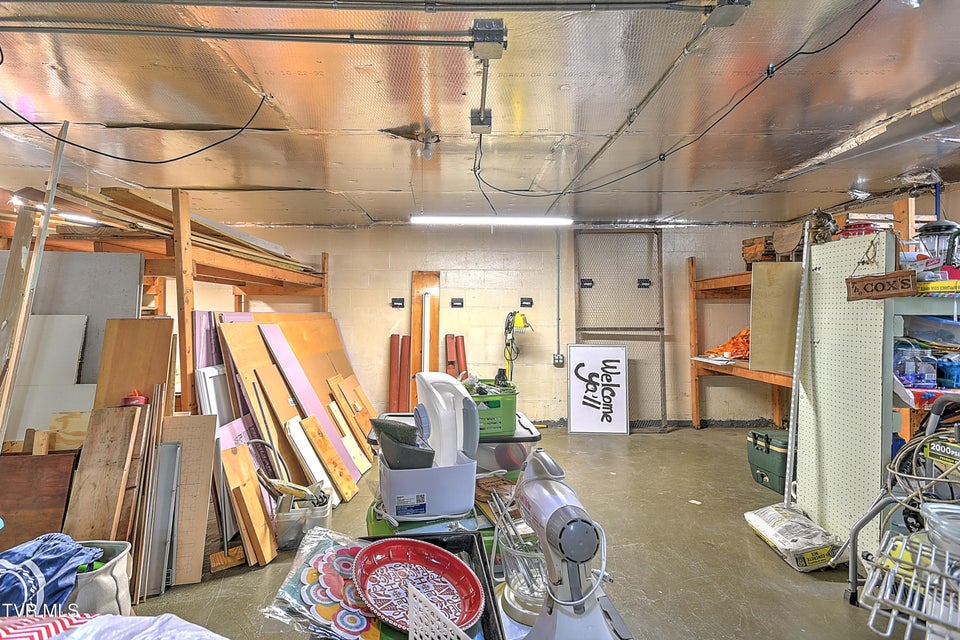 Photo #48: 609 Hollyhill Rd Road