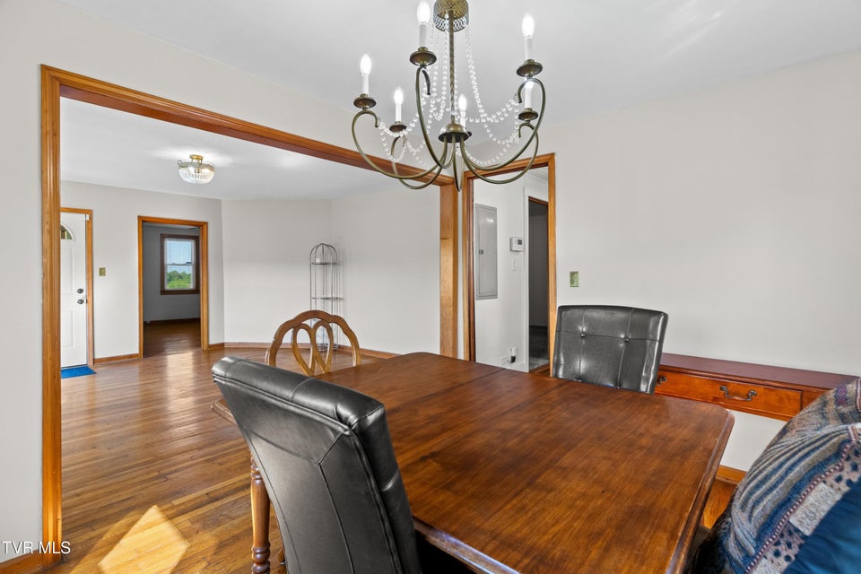 Photo #8: 122 Highland Avenue